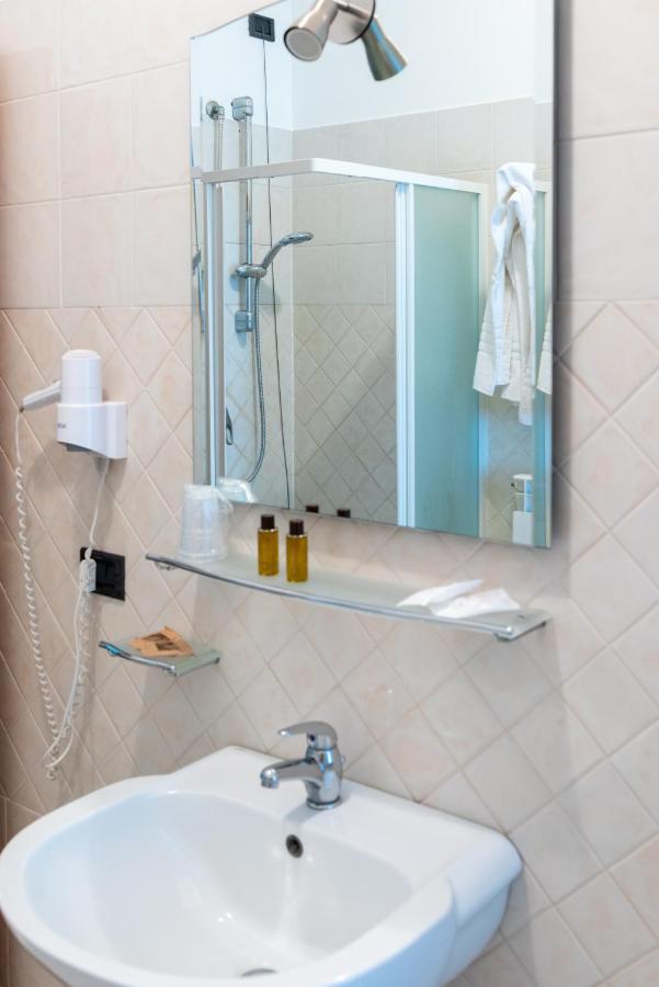 Hotel Villa Maria Crispiano Esterno foto