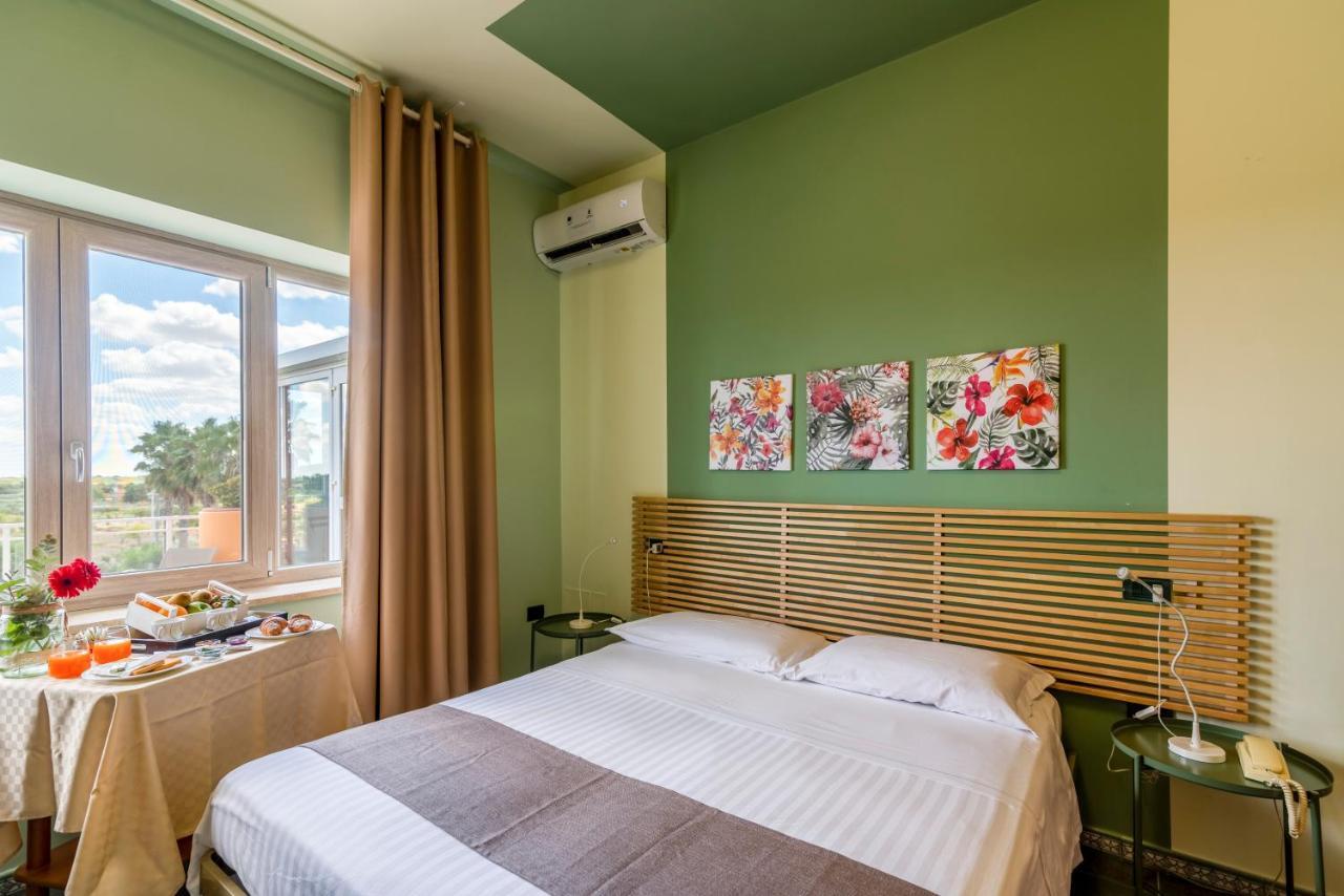 Hotel Villa Maria Crispiano Esterno foto