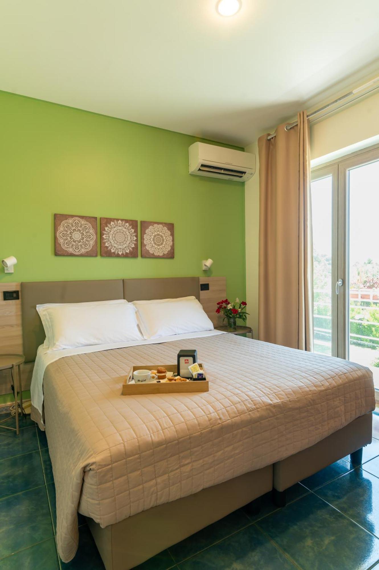 Hotel Villa Maria Crispiano Esterno foto