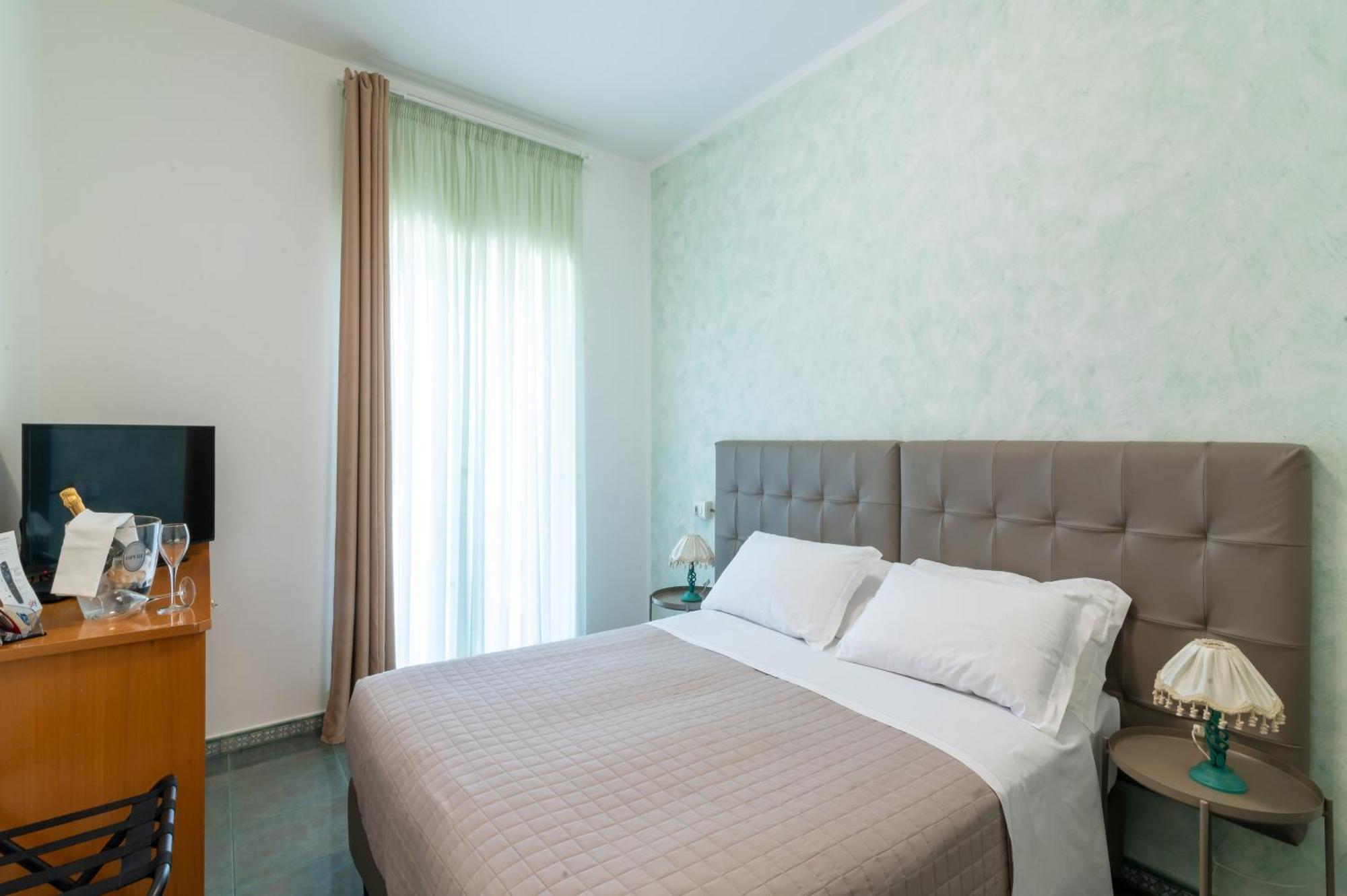 Hotel Villa Maria Crispiano Esterno foto