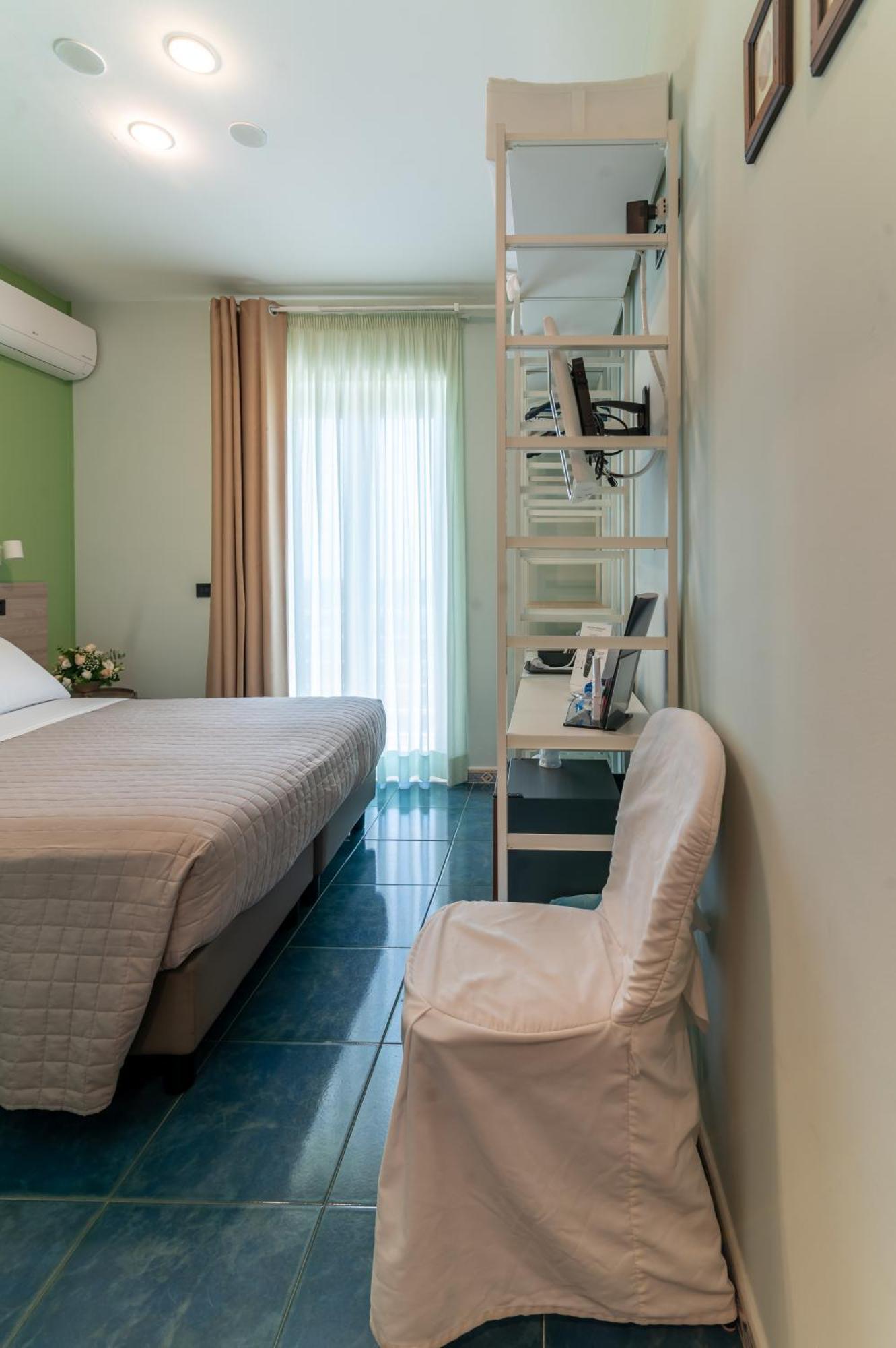 Hotel Villa Maria Crispiano Esterno foto