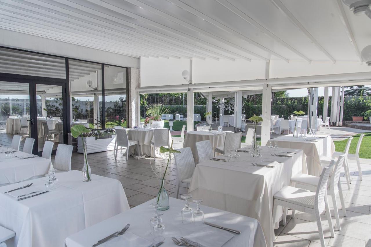 Hotel Villa Maria Crispiano Esterno foto
